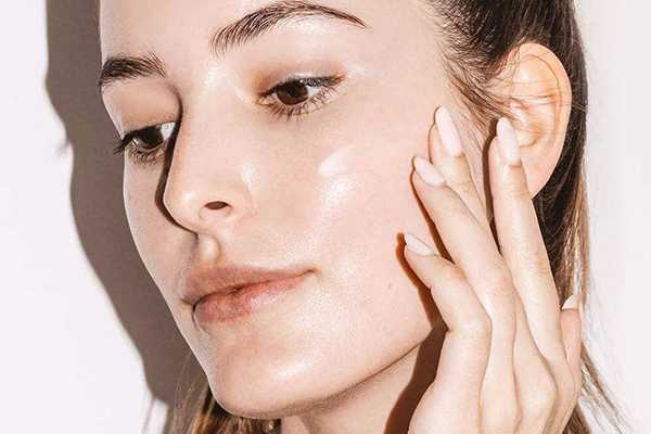 玫瑰果油的使用顺序方法