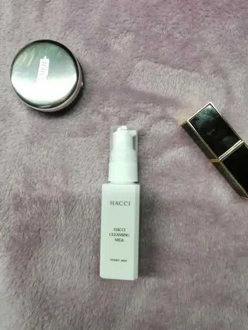 如何选择适合自己的精华乳