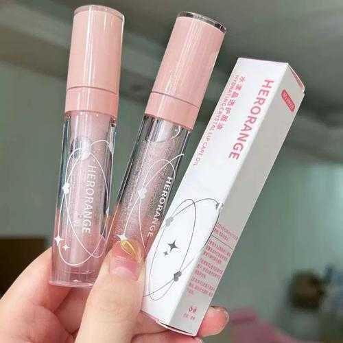 唇蜜和口红的使用顺序 唇蜜和口红的使用顺序