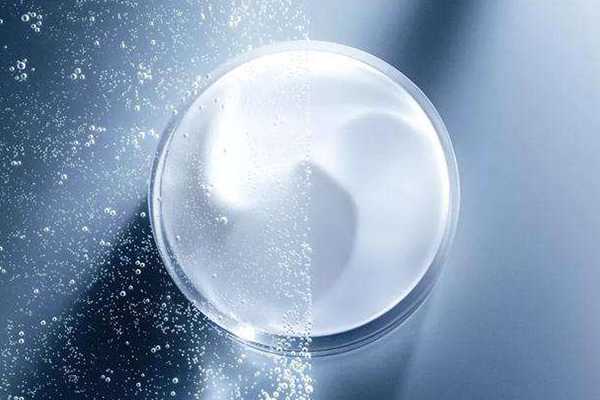 眼霜的功效 眼霜一天需要涂几次 眼霜的功效 眼霜一天需要涂几次