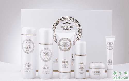 泊蝶贵妇膏早上用还是晚上用?泊蝶贵妇膏六件套适合年龄段 泊蝶贵妇膏早上用还是晚上用?泊蝶贵妇膏六件套适合年龄段