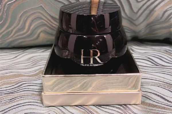 赫莲娜面霜适合什么肤质