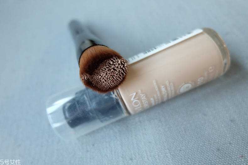 资生堂粉底刷好用吗