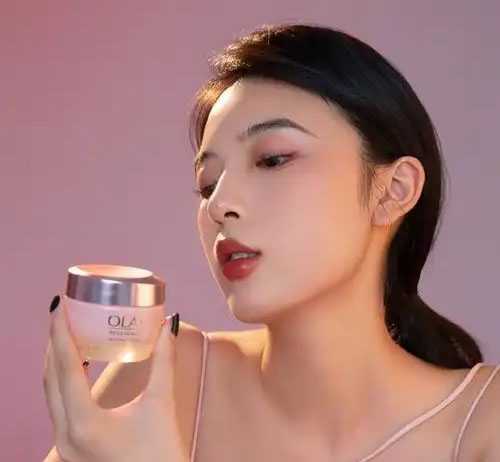 润肤乳能当护手霜用吗?润肤乳用了需要洗吗 润肤乳能当护手霜用吗?润肤乳用了需要洗吗