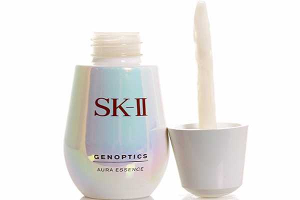 Olay小白瓶和sk2小灯泡哪个效果好