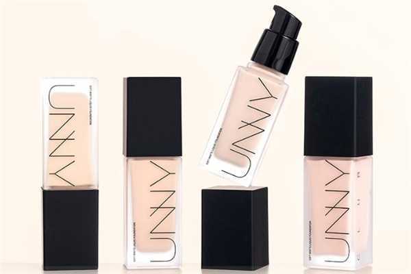 unny粉底液好用吗 unny粉底液好用吗