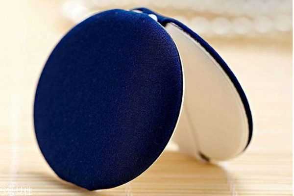新手用粉扑还是美妆蛋？气垫粉扑好还是美妆蛋粉扑好用