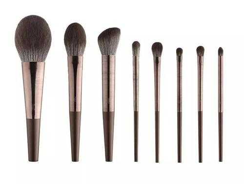 黛末化妆刷好用吗?黛末化妆刷的使用方法