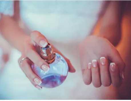 香水喷不出来怎么办 香水喷不出来怎么办