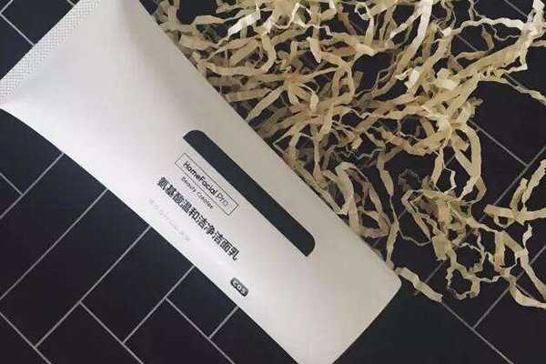 适合痘痘肌黑头油皮的洗面奶 适合痘痘肌黑头油皮的洗面奶