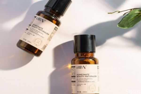 hbn熊果苷精粹水功效