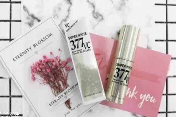 40岁女人精华液用什么 适合四十岁的面部精华