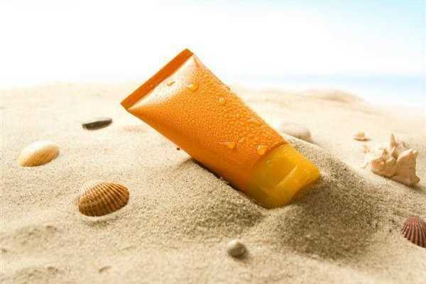 干性皮肤的症状有哪些 干性皮肤的症状有哪些