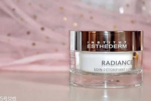 雅诗敦是一个怎么样的品牌呢 雅诗敦是一个怎么样的品牌呢