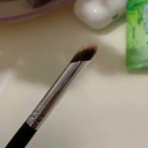 粉底刷会有刷痕吗