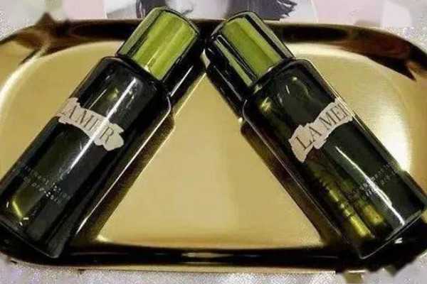 海蓝之谜精粹水可以当爽肤水用吗 海蓝之谜精粹水可以当爽肤水用吗