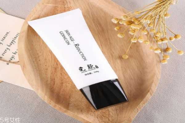 比较好的氨基酸的洗面奶有什么品牌呢