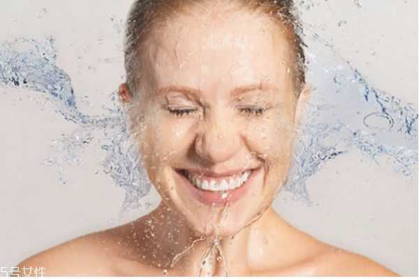 皂基洗面奶能卸妆吗 皂基洗面奶能卸妆吗