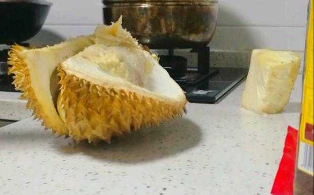 榴莲可以放微波炉里加热吃吗