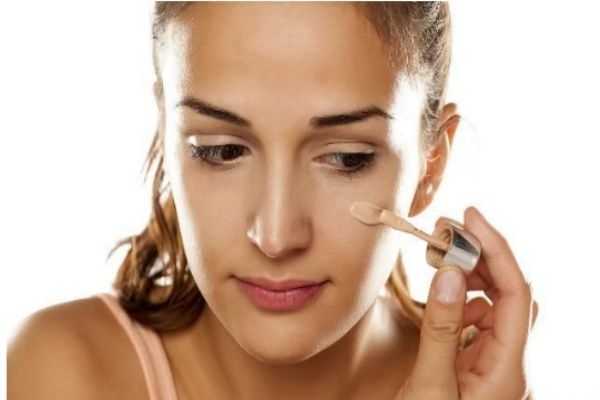 怎么化妆比较服帖？可以让底妆不浮粉的小技巧