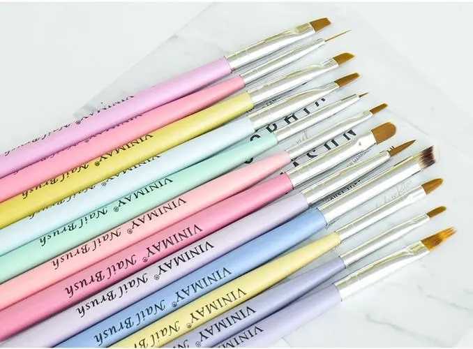 美甲笔清洗的方法 美甲笔清洗的方法