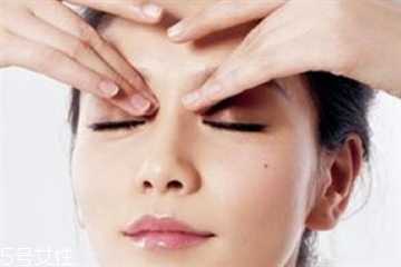 精油按摩眼部有什么效果？精油按摩眼部注意事项