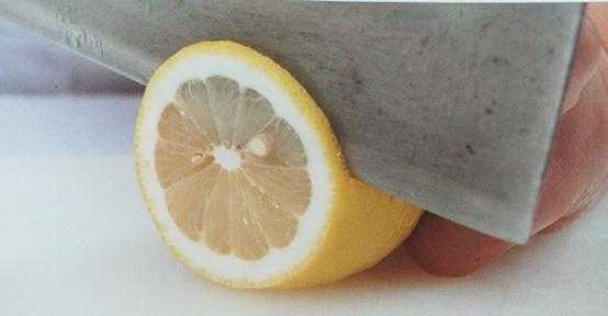 哪些水果带皮吃更营养？