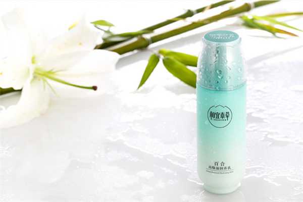 相宜本草水乳怎么样？相宜本草水乳适合什么肤质