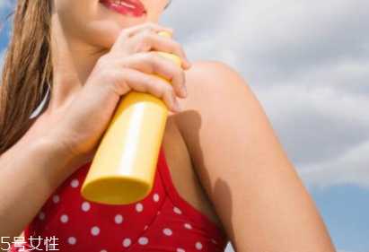 防晒喷雾在化妆时的使用顺序 防晒喷雾在化妆第几部