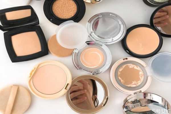 粉饼可以遮瑕吗？透明粉饼可以补妆吗