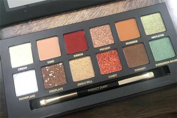 完美日记小鹿盘怎么画?完美日记小鹿眼影盘教程 完美日记小鹿盘怎么画?完美日记小鹿眼影盘教程