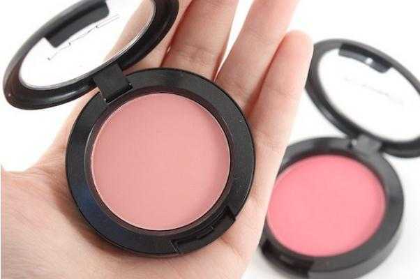 腮红的正确涂抹位置 腮红的正确涂抹位置