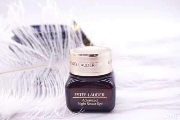 薇姿眼霜和雅诗兰黛眼霜哪个好？薇姿好用还是雅诗兰黛