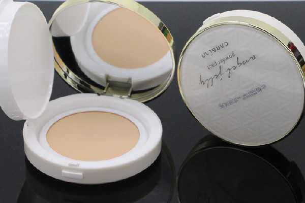 粉饼适合干皮还是油皮