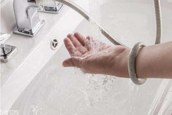 玫瑰软膜粉怎么调面膜 玫瑰软膜用法