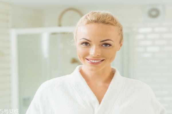 敏感肌适合用黄金棒吗 看完这些就能搞懂