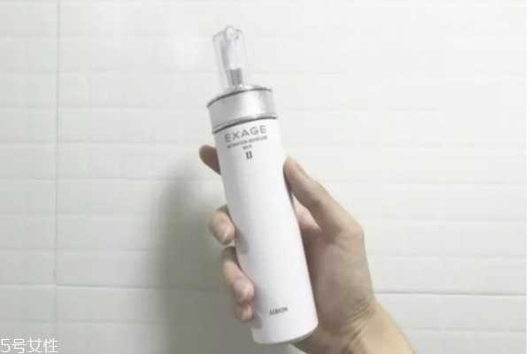 油痘皮适合的护肤品