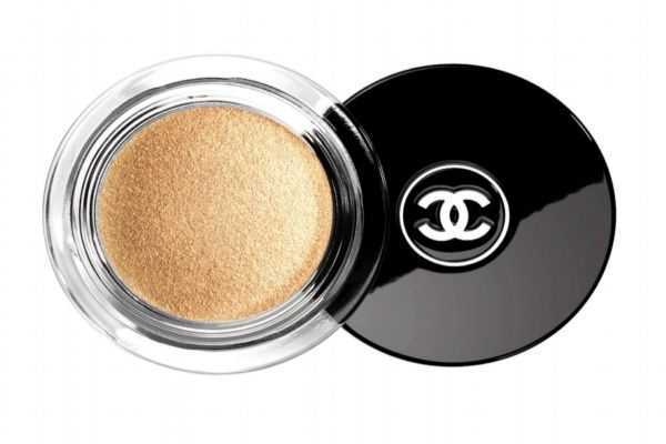 香奈儿眼影保质期一般多久