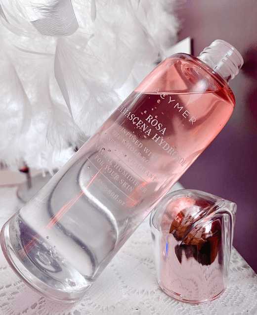 爽肤水属于化妆品还是护肤品? 爽肤水属于化妆品还是护肤品?