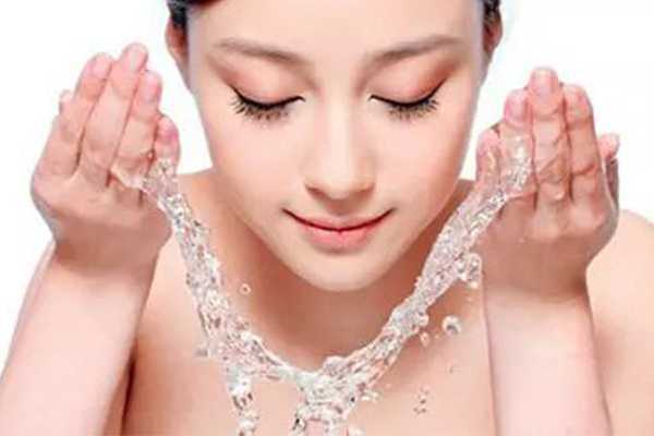 除螨皂洗脸后发红 除螨皂洗脸后发红