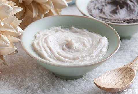 珍珠粉面膜会堵塞毛孔吗?珍珠粉面膜什么时候做效果最好 珍珠粉面膜会堵塞毛孔吗?珍珠粉面膜什么时候做效果最好