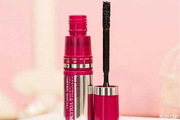 娥佩兰睫毛液怎么样?娥佩兰睫毛液使用方法 娥佩兰睫毛液怎么样?娥佩兰睫毛液使用方法