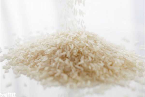 用淘米水洗脸有什么效果