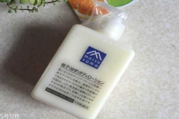 身体乳夏天能用吗