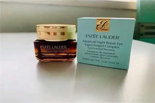 兰蔻跟雅诗兰黛眼霜哪个好 兰蔻跟雅诗兰黛眼霜哪个好