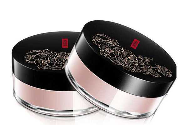 使用mac定妆喷雾会花妆吗 使用mac定妆喷雾会花妆吗