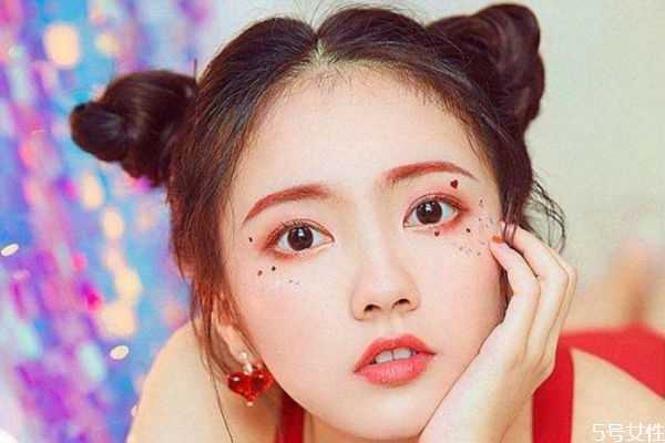 化妆后能热气蒸脸吗