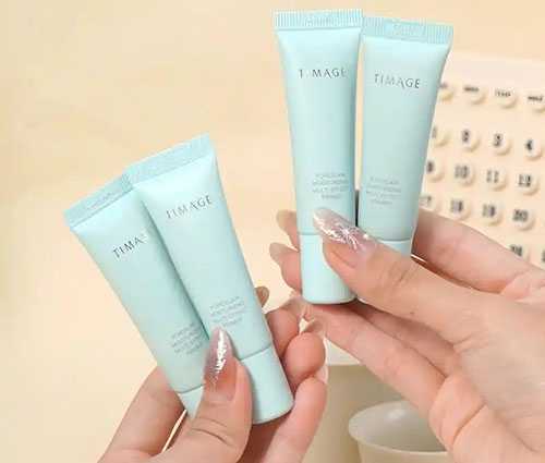 妆前乳开盖会氧化吗 妆前乳开盖会氧化吗