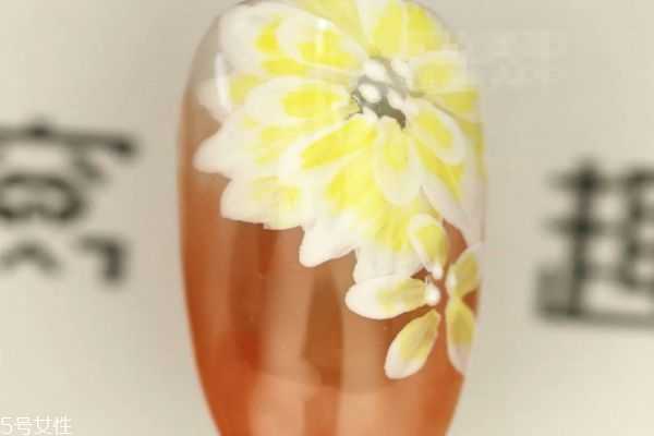 晕染美甲怎么做？梦幻星座美甲教程