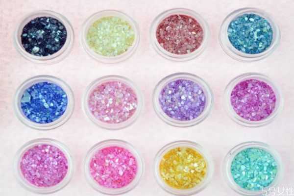 水晶甲会让指甲变黄吗?水晶指甲怎么做 水晶甲会让指甲变黄吗?水晶指甲怎么做